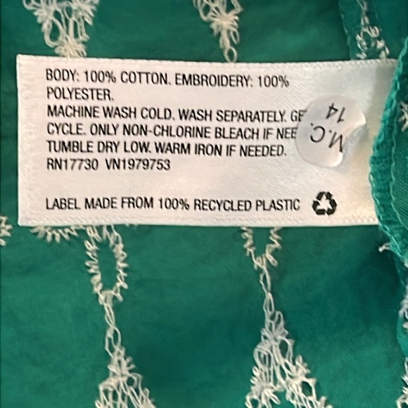 🌹NWOT:UNIVERSAL THREAD EMBROIDERED RUFFLE TOP - Picture 8 of 8